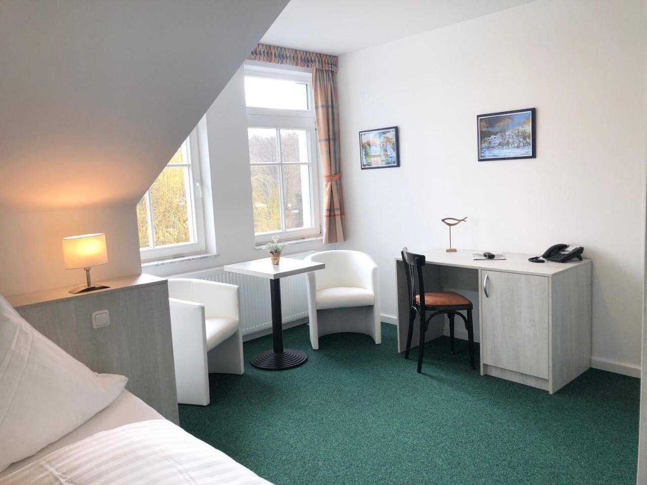 Neu-Helgoland Hotel Berlin Kültér fotó